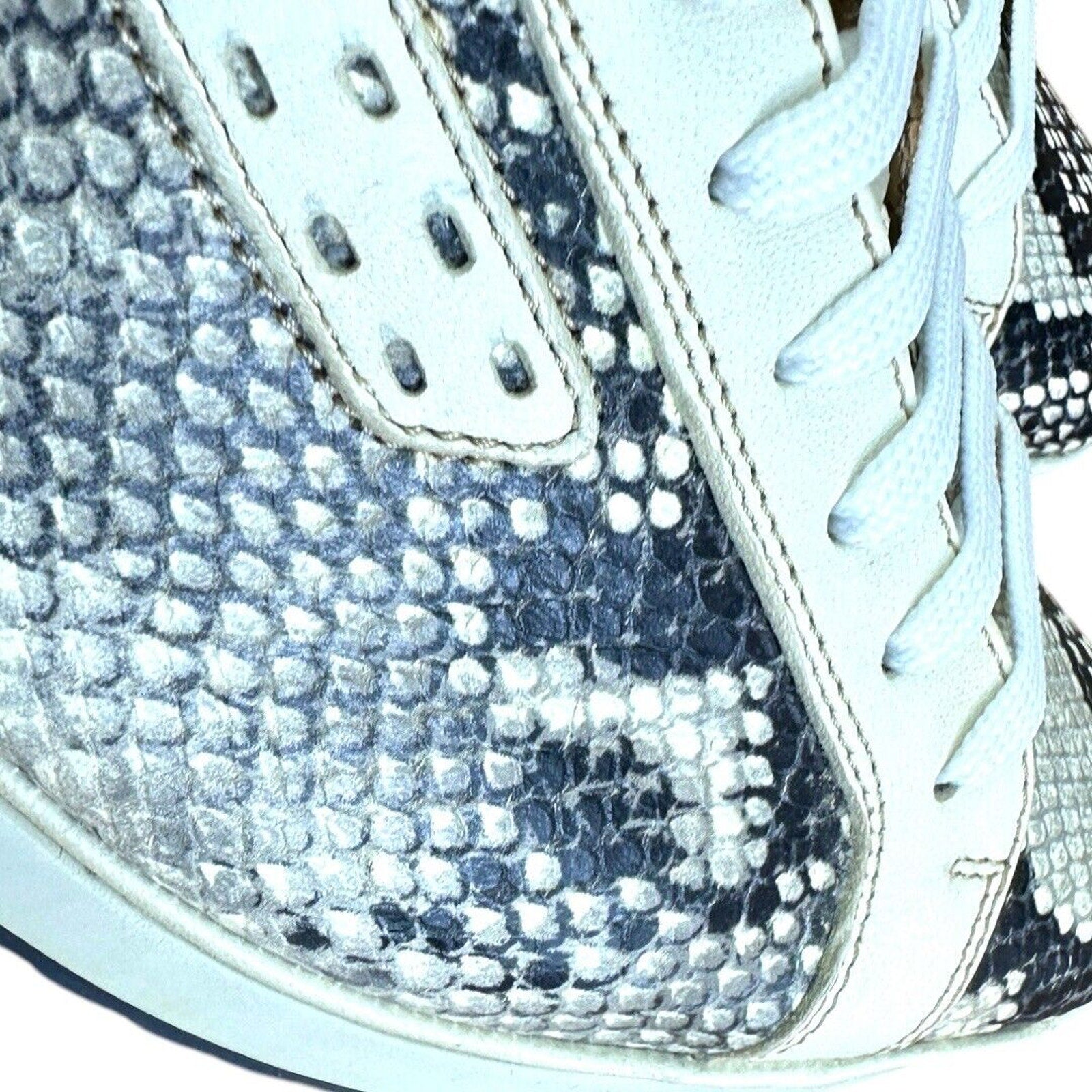 Galizio Torresi Sneaker Men 1198 python Leather Sneakers.