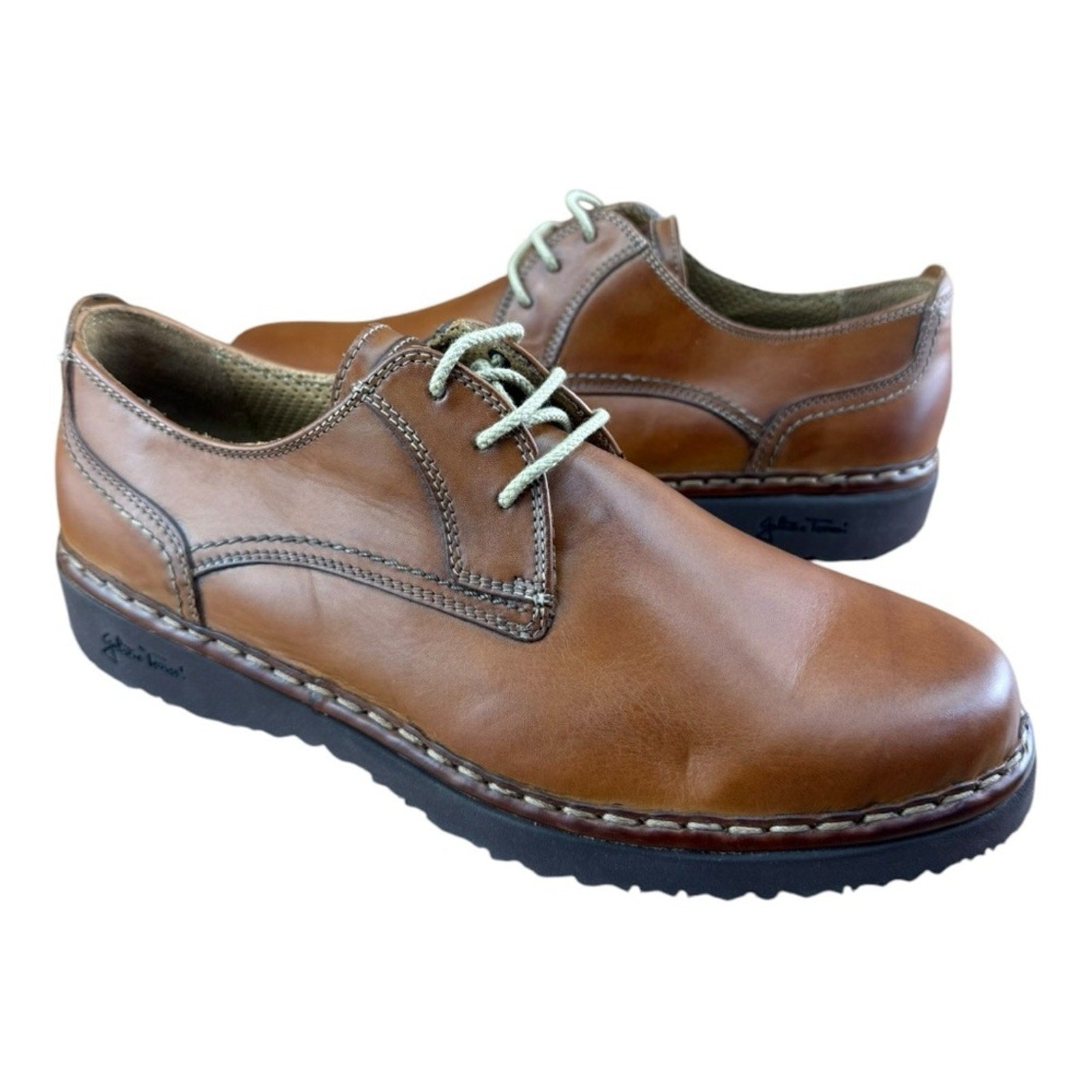 Galizio Torresi Men's Casual Oxford Sneaker.