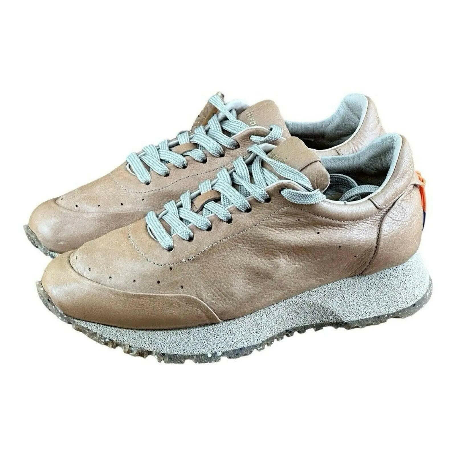 Barracuda Women Impact sneaker.