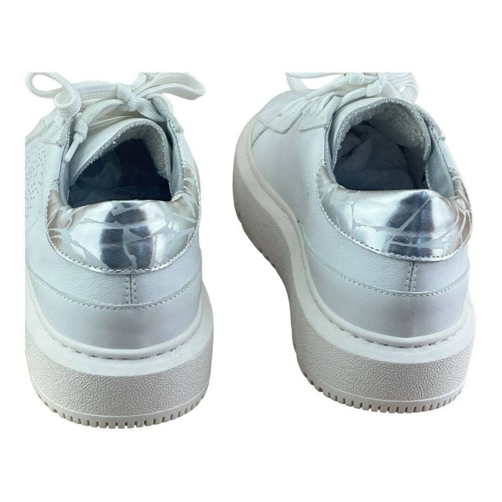 P448 Aerial Sneakers Women.