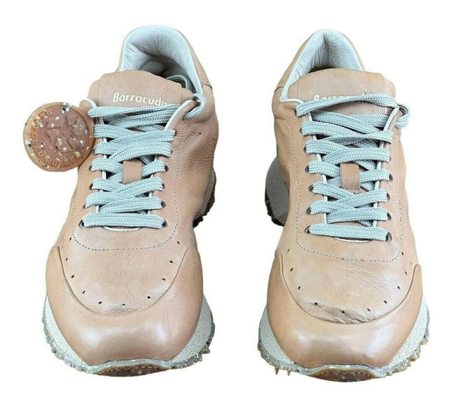 Barracuda Women  Impact sneaker.