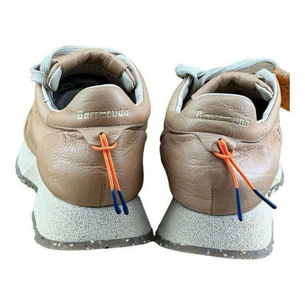 Barracuda Women  Impact sneaker.