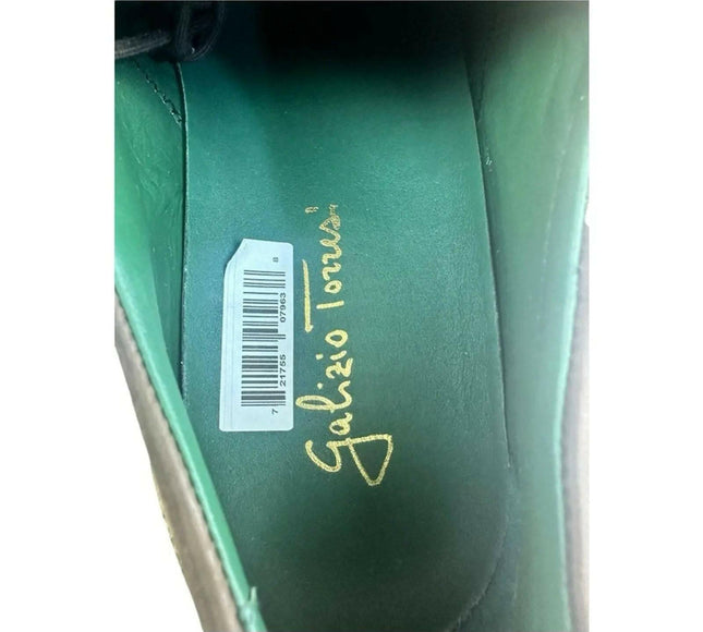 Galizio Torresi Man's  Sneakers High in top.