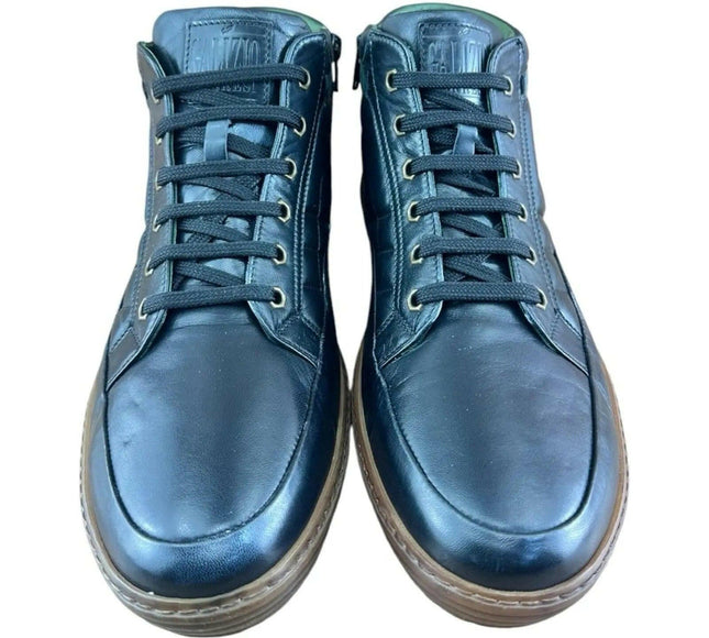 Galizio Torresi Man's  Sneakers High in top.