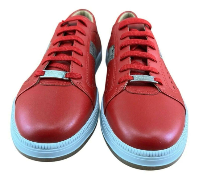 Galizio Torresi  segned Sneaker Men.
