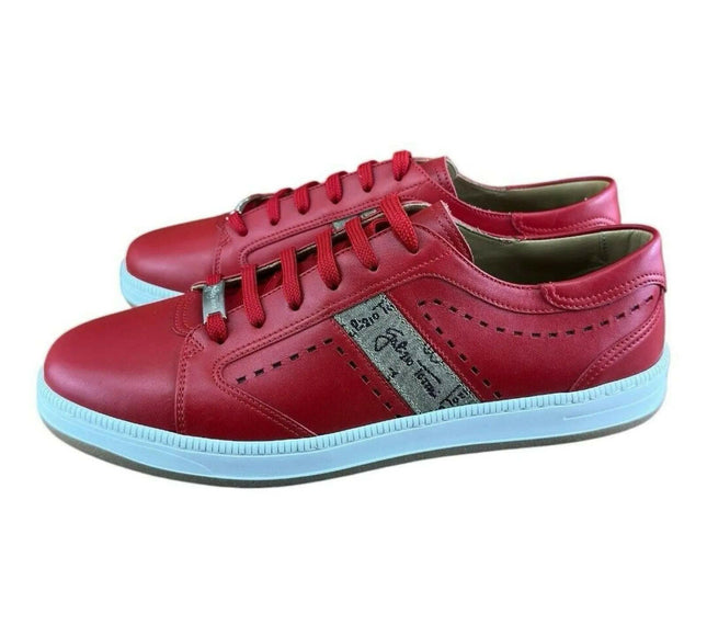 Galizio Torresi  segned Sneaker Men.