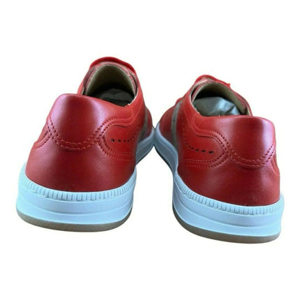 Galizio Torresi  segned Sneaker Men.