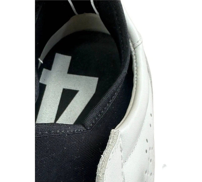 P448  Sneakers Women.
